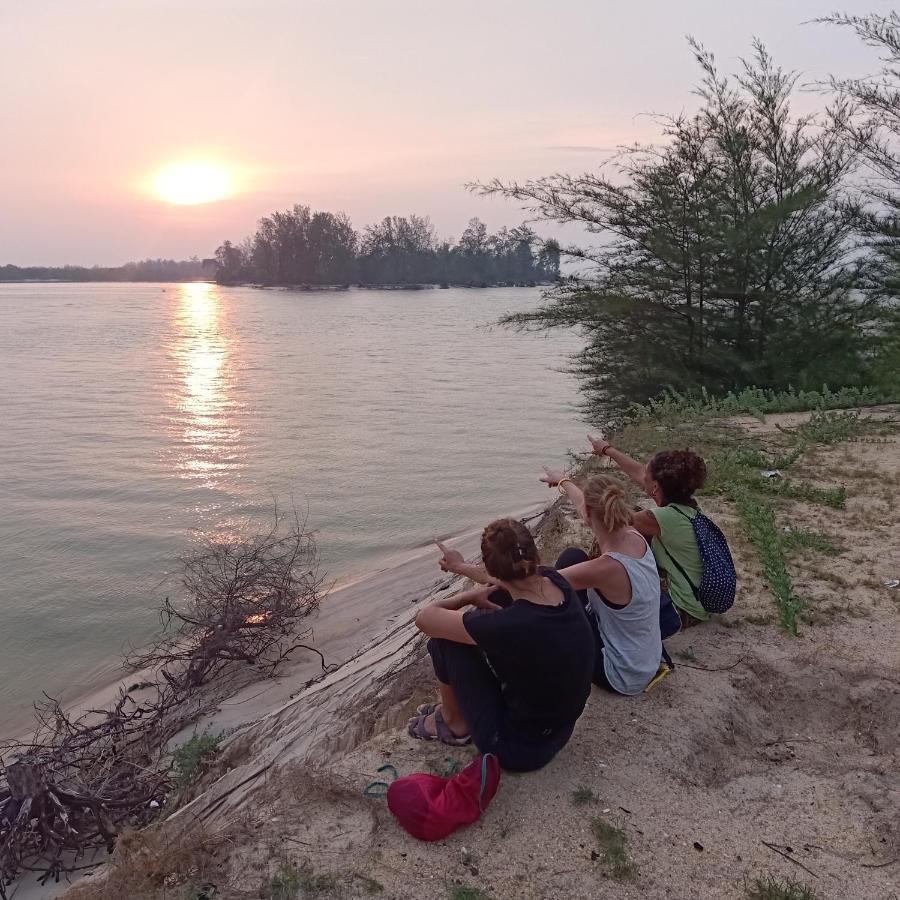 Penarik baru homestay Kampung Penarik Bagian luar foto